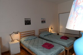 Emilio's Home Entire Apartament up to 7