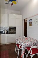 Emilio's Home Entire Apartament up to 7