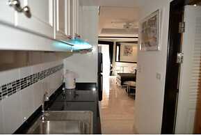 Jomtien Beach Condominium 6th Floor Apartment