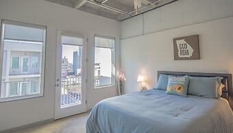2br Fully Furnished Apartment - Great Location In Midtown 2 Bedroom Ap
