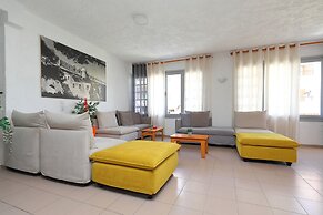 Antiko Hotel & Apartments