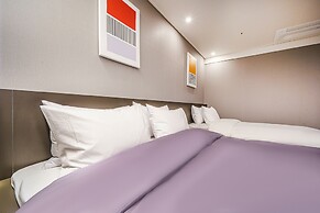 ACT Hotel