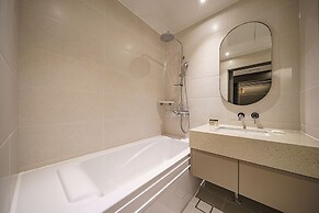 ACT Hotel