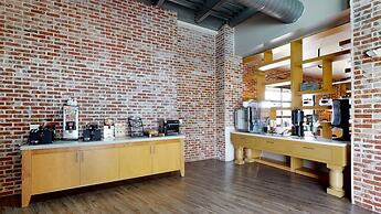 Aggieland Boutique Hotel