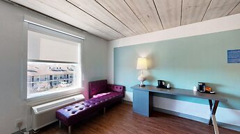 Aggieland Boutique Hotel