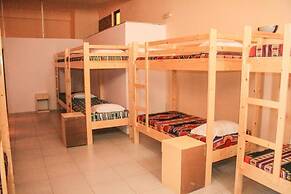 Hotel Ah Maio - Bed in Mixed Dormitory Room 1