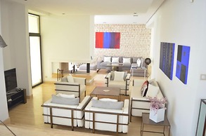 Magnificent 4 Bedroom Villa With Swimming Pool