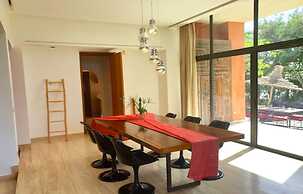 13 Bedroom Villa With Heated Pool, Golf Course, Seaside