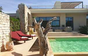 13 Bedroom Villa With Heated Pool, Golf Course, Seaside