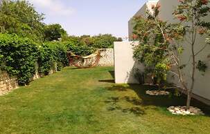 13 Bedroom Villa With Heated Pool, Golf Course, Seaside