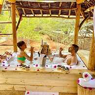 Rock and Sea Bubble Lodges