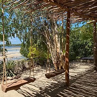 Rock And Sea Resort,baobab Suite