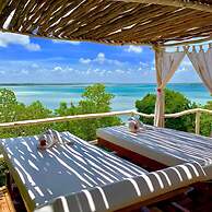 Rock And Sea Resort,baobab Suite