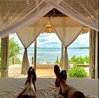 Rock And Sea Resort,baobab Suite