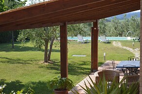 Cottage With Private Swimming Pool