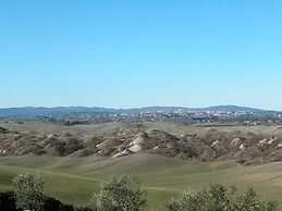 Cottage With Private Swimming Pool