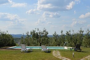 Cottage With Private Swimming Pool
