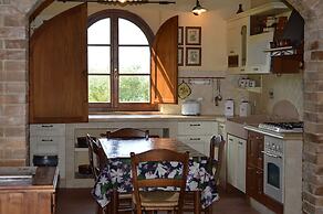 Cottage With Private Swimming Pool