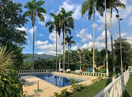 Room in Guest Room - Room With 1 Double bed and 2 Single Beds