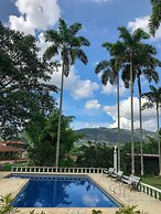 Room in Guest Room - Room With 2 Double Beds Number 14