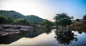 Mastiff Grand La Villae Resort