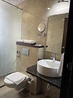 Mastiff Grand La Villae Resort