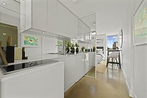 Modern Potts Point Studio