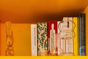 Designer Pad With a View