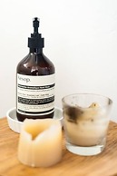 Designer Pad With a View