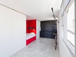 Designer Pad With a View