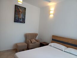 Inviting 1-bed Apartment in Malindi