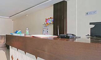 Itsy Hotels Chetan Executive Hadapsar Phursungi