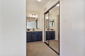 Kern River Retreat - Walk To River & Downtown! 3 Bedroom Retreat by Re