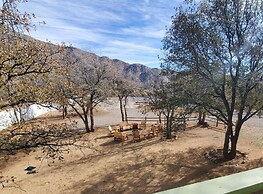 Kern River Retreat - Walk To River & Downtown! 3 Bedroom Retreat by Re