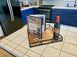 Kern River Retreat - Walk To River & Downtown! 3 Bedroom Retreat by Re