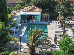 Casa Dina