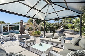 Casa Dina