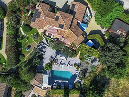 Casa Dina
