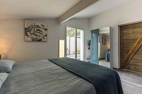 Casa Dina