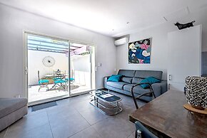 Casa Dina