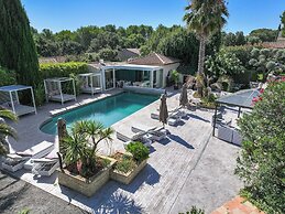Casa Dina