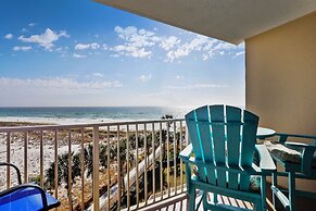 Destin on the Gulf 501 is a Beautiful Gulf Front 5th Floor with Free B