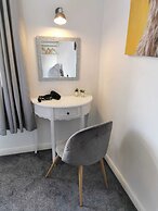 The Coach House Rooms