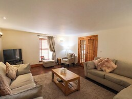 The Old Dairy, Ellerby