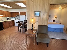 Thomsonite Beach Inn