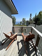 Thomsonite Beach Inn