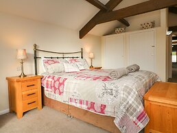 Red Deer Cottage