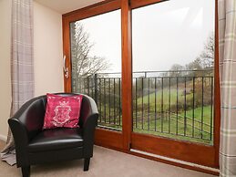Red Deer Cottage