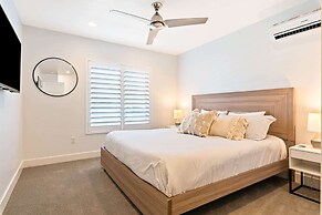 Hilltop Hideaway Vue #28 by RedAwning