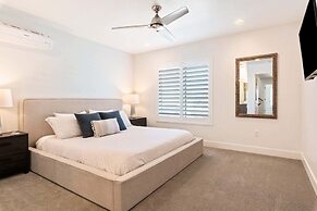 Hilltop Hideaway Vue #28 by RedAwning